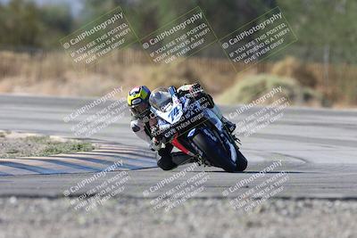 media/Oct-04-2025-CVMA (Sat) [[408bcdd6e4]]/Race 14-500-400-350 Supersport/